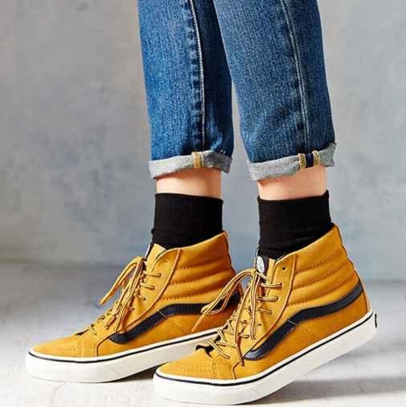 vans hiker suede tan